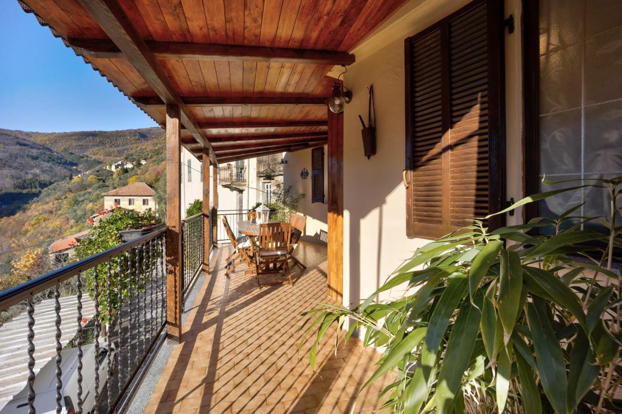 Agriturismo U'Spigu Nonna Annetta Nasino ภายนอก รูปภาพ