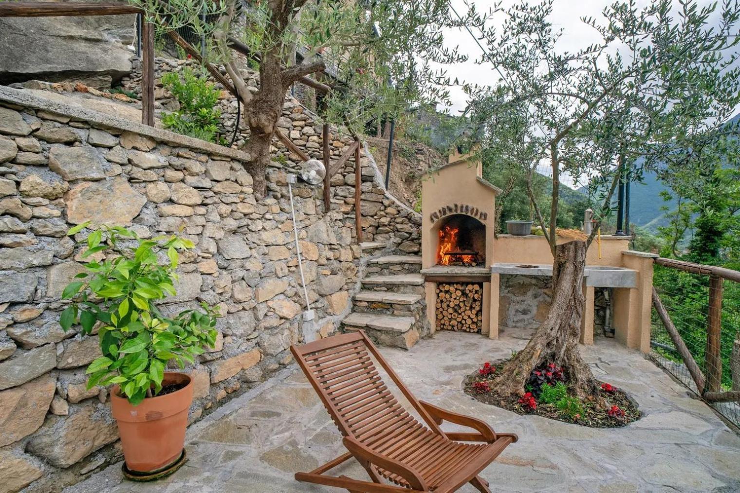 Agriturismo U'Spigu Nonna Annetta Nasino ภายนอก รูปภาพ